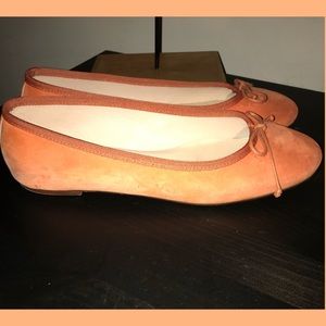 Roberto Durville-Paris Women’s Orange suede flats Sz 39/9 Fits more like a Sz 38